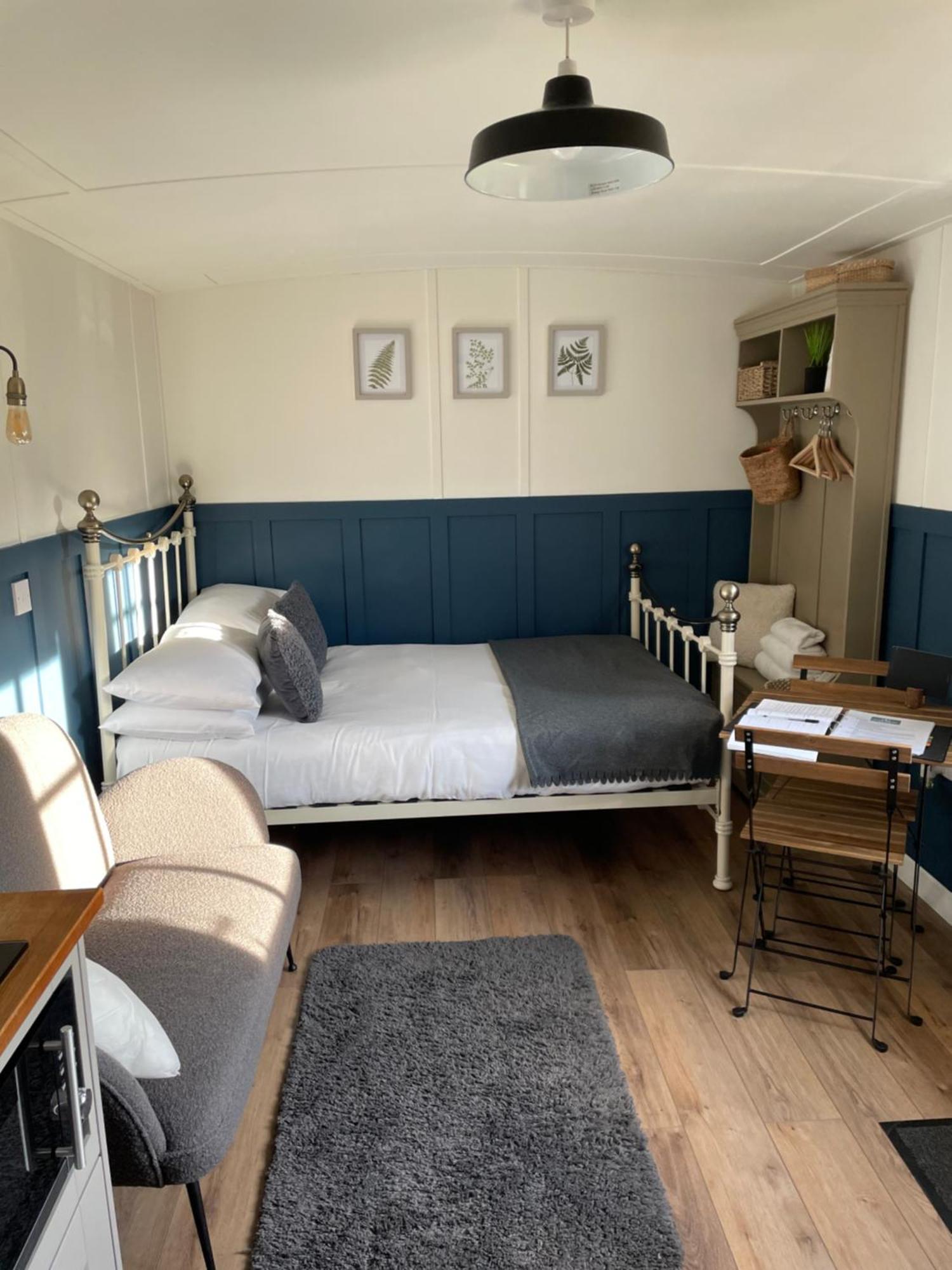 Rosemary Shepherds Hut, Clay Bank Huts Ingleby Greenhow エクステリア 写真